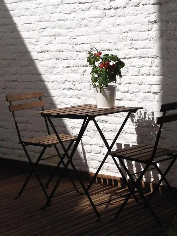 All In One Bed & Breakfast Brussels 4*,